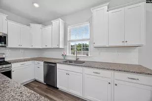 307 Broom St, Gilbert, SC 29054 - Photo 14