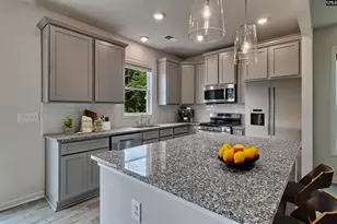 806 Huxley Ln, Elgin, SC 29045 - Photo 12