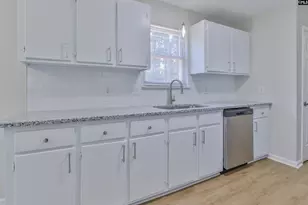 2513 Bowen St, Elgin, SC 29045 - Photo 12