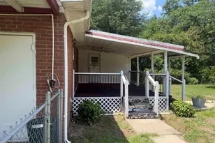 1130 Reynolds Dr, West Columbia, SC 29172 - Photo 4