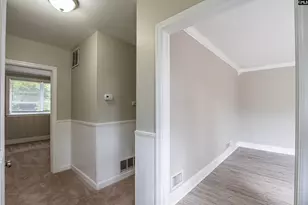 1927 Melissa Ln, Columbia, SC 29210 - Photo 4