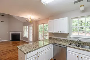 100 Kwanzan Dr, Lexington, SC 29072 - Photo 8