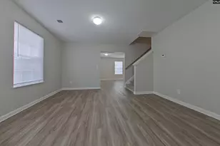 945 Schofield Ln, Columbia, SC 29229 - Photo 2