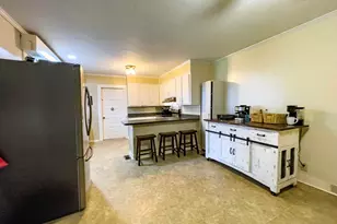 411 Gary St, Whitmire, SC 29178 - Photo 8