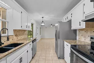 2113 Kathleen Dr, Columbia, SC 29210 - Photo 2