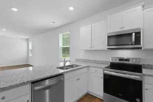 121 Brooks Dr, Manning, SC 29059 - Photo 10