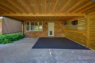 8704 Gnadenhunt Rd, Columbia, SC 29209 - Photo 30