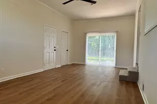 228 Martha St, Batesburg, SC 29006 - Photo 2