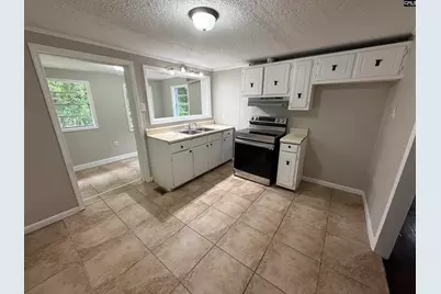 1207 Hampton, Orangeburg, SC 29115 - Photo 12