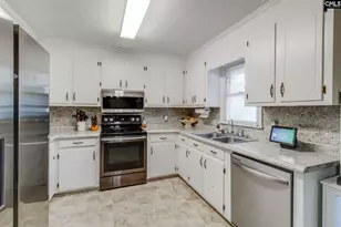 1083 Critzer Dr, Lugoff, SC 29078 - Photo 12