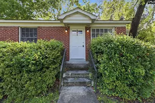 1534 S Kilbourne Rd, Columbia, SC 29205 - Photo 2