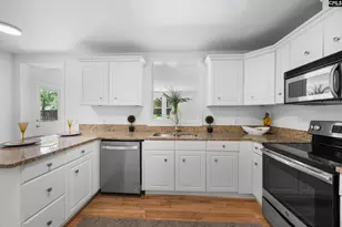 4532 Meadowood Rd, Columbia, SC 29206 - Photo 8