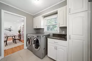 918 Fairwood Dr, Columbia, SC 29209 - Photo 16