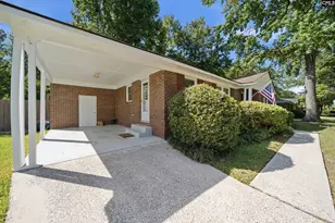 918 Fairwood Dr, Columbia, SC 29209 - Photo 2