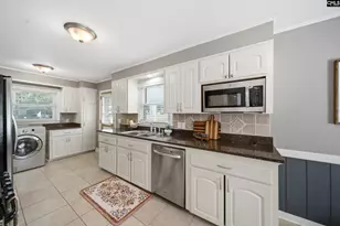 918 Fairwood Dr, Columbia, SC 29209 - Photo 12