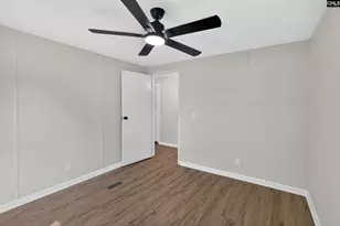1123 Hwy 1 N, Cassatt, SC 29032 - Photo 22
