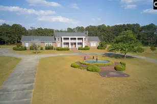 2219 Kings Mountain Dr, Dalzell, SC 29040 - Photo 2