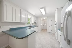 224 Meadow Crest Dr, West Columbia, SC 29172 - Photo 12