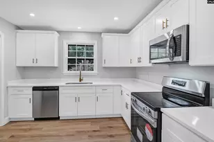 141 Jefferson Pl, Columbia, SC 29212 - Photo 10