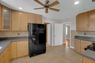 824 Fairwood Dr, Columbia, SC 29209 - Photo 20