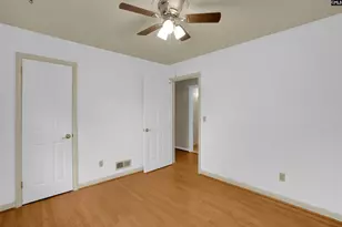 824 Fairwood Dr, Columbia, SC 29209 - Photo 28