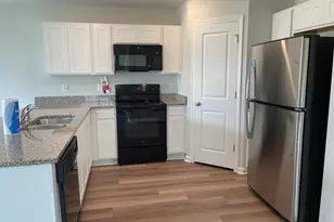 129 Kings Parish Ct, Columbia, SC 29209 - Photo 4