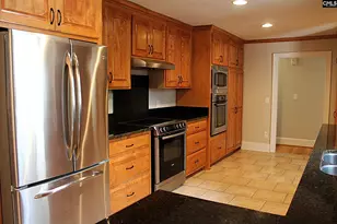 476 Brooks Ave, West Columbia, SC 29169 - Photo 8