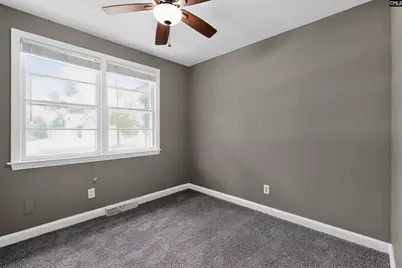 8 Holiday Circle, Columbia, SC 29206 - Photo 16