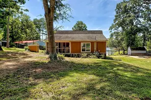 1060 Carolina Ln, Leesville, SC 29070 - Photo 2