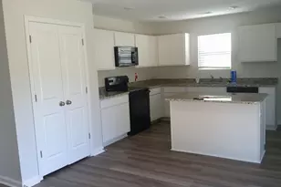 214 Ridley Hill Ln, Elgin, SC 29045 - Photo 2