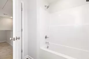 839 Lodgepole Ln, West Columbia, SC 29170 - Photo 16