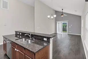 501 Finnegan Ln, West Columbia, SC 29169 - Photo 8
