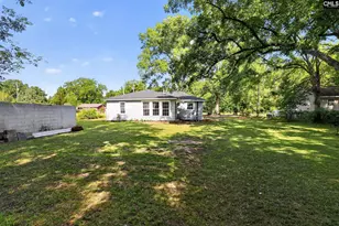 302 Vanboklen St, Eastover, SC 29044 - Photo 4