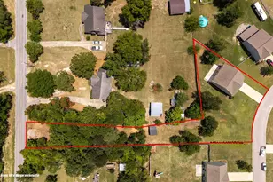 22 Vintage Oak Ct, Camden, SC 29020 - Photo 2