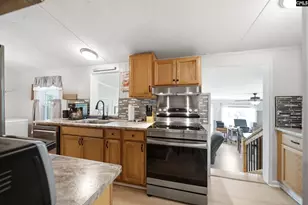 1037 Natures Cove Rd, Saluda, SC 29138 - Photo 14