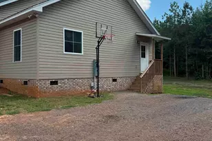 8377 Macedonia Church Rd, Prosperity, SC 29127 - Photo 16