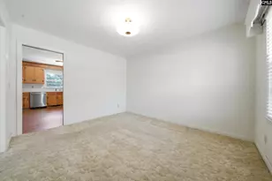 1870 Westmoreland Ave, Florence, SC 29505 - Photo 10