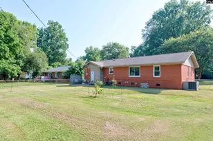 2610 Riverland Dr, Cayce, SC 29033 - Photo 16