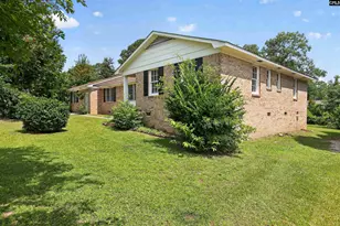 7821 Folly Ct, Columbia, SC 29209 - Photo 6