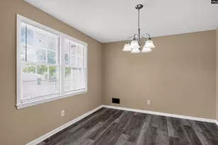 7821 Folly Ct, Columbia, SC 29209 - Photo 12