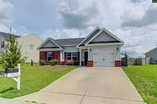 357 Finch Ln, Lexington, SC 29073 - Photo 2