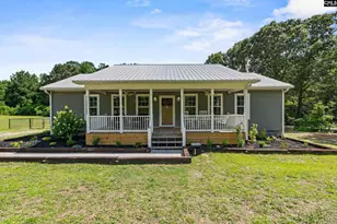 1677 Green Hill Rd, Lugoff, SC 29078 - Photo 1