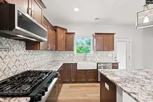 310 Park Ln, West Columbia, SC 29170 - Photo 16