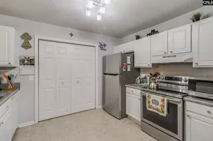 1204 Old Orangeburg Rd, Lexington, SC 29073 - Photo 12