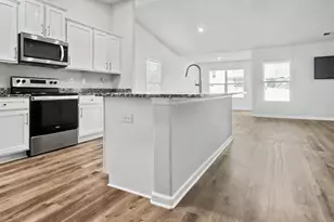 614 Wild Tulip Ct, Gilbert, SC 29054 - Photo 10
