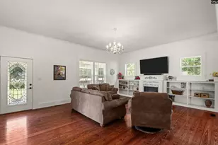 1366 Old Golf Course Rd, Batesburg, SC 29006 - Photo 6