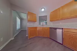 210 Kendrick Rd, Columbia, SC 29229 - Photo 6