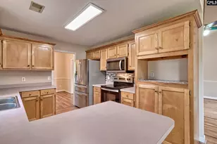 1213 Parliament Lake Dr, Columbia, SC 29223 - Photo 12