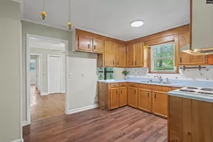 4100 Boxwood Dr, Columbia, SC 29205 - Photo 16