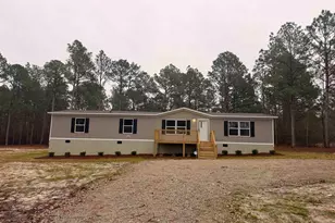 130 Carlton Dr, Batesburg, SC 29006 - Photo 1